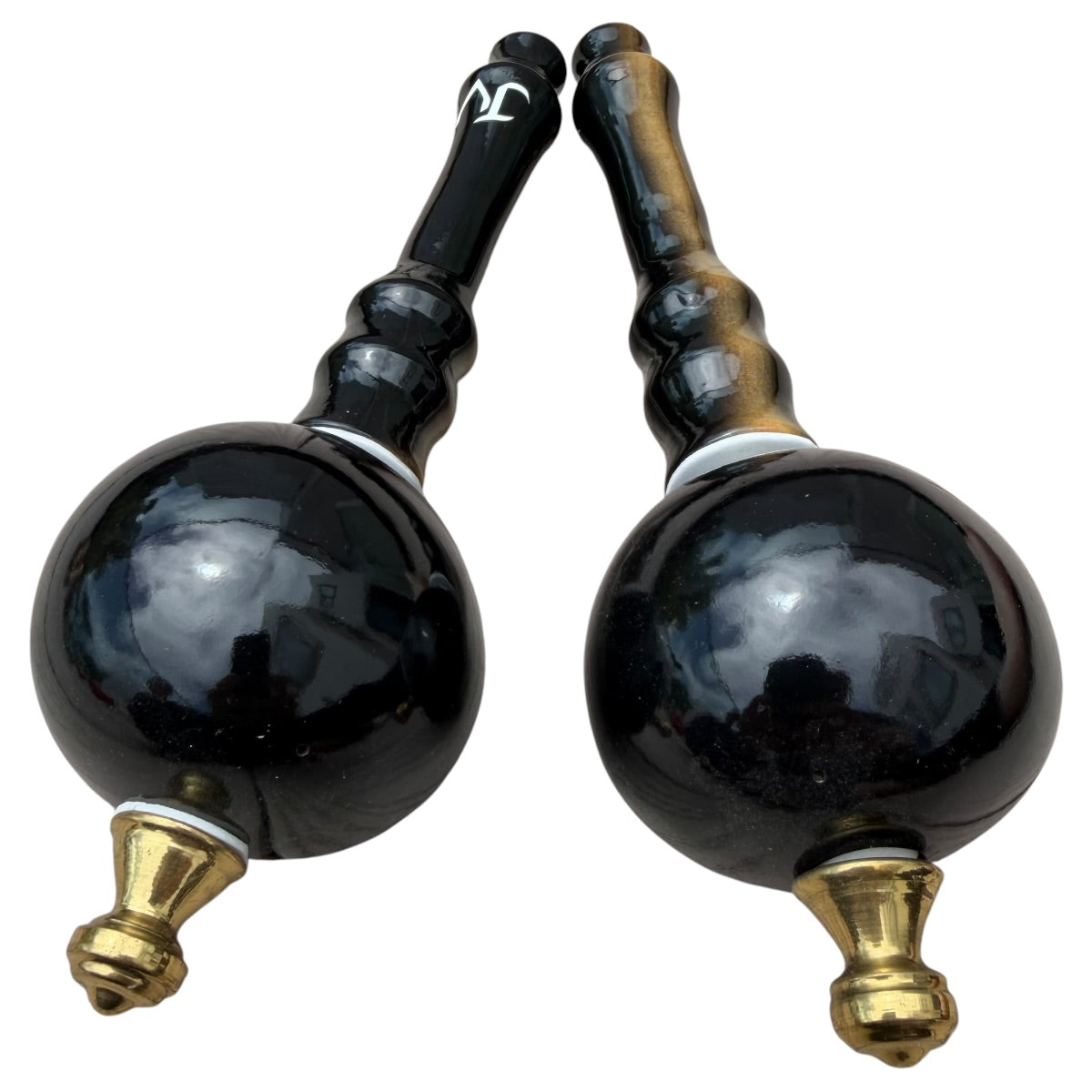 Venezuelan Maracas Joropo – Black with Brown Fade, Small